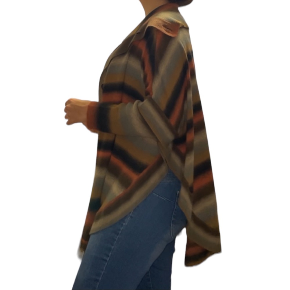 Variations‎ Poncho/Cape Cardigan one size